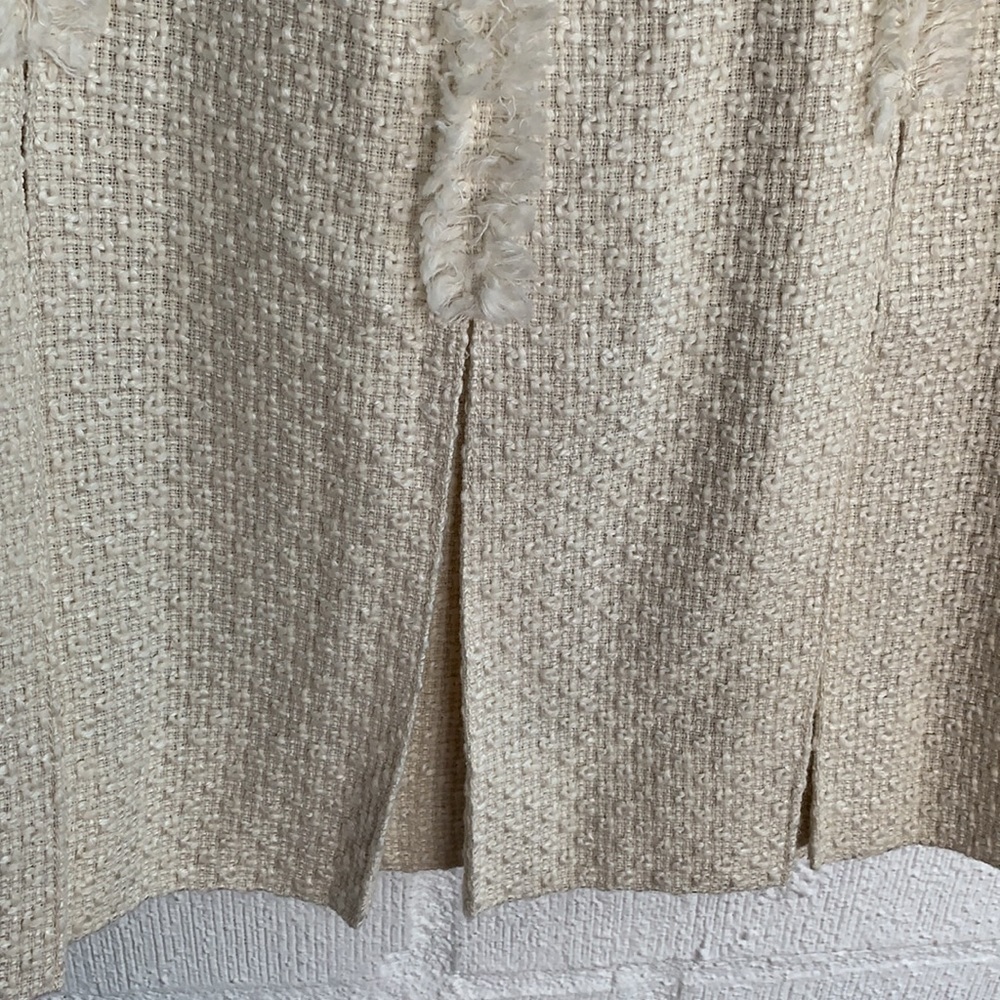 Tory Burch Tweed Fringe Pleated Knee Length Cream Skirt sz 0 - Picture 4 of 7